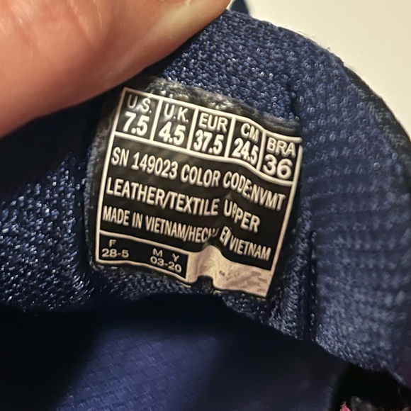 Skechers D’lux Walkers😍💕 sz 7.5 gently worn ✨ - Picture 7 of 7